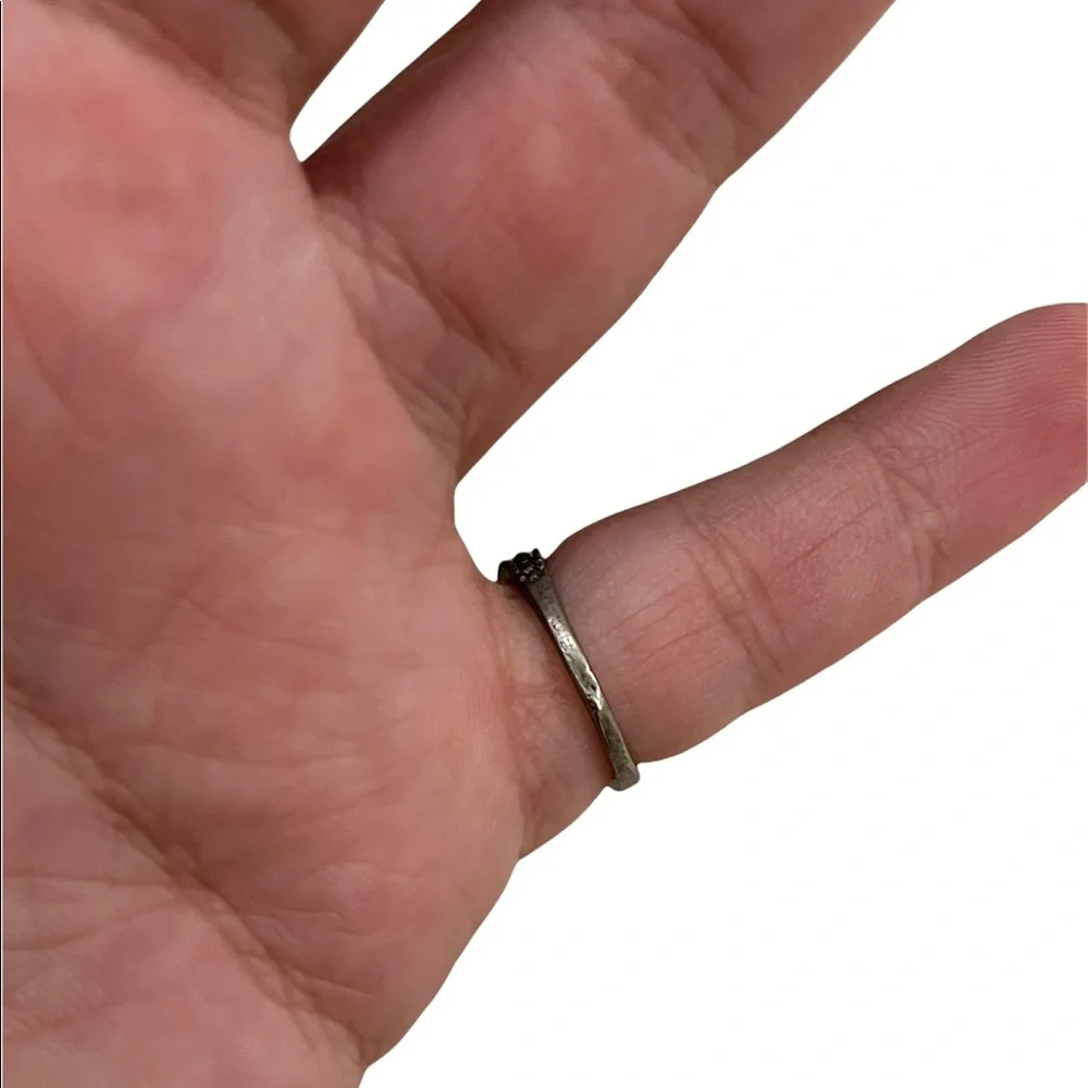 Small Tiara ring - Picture 4 of 6